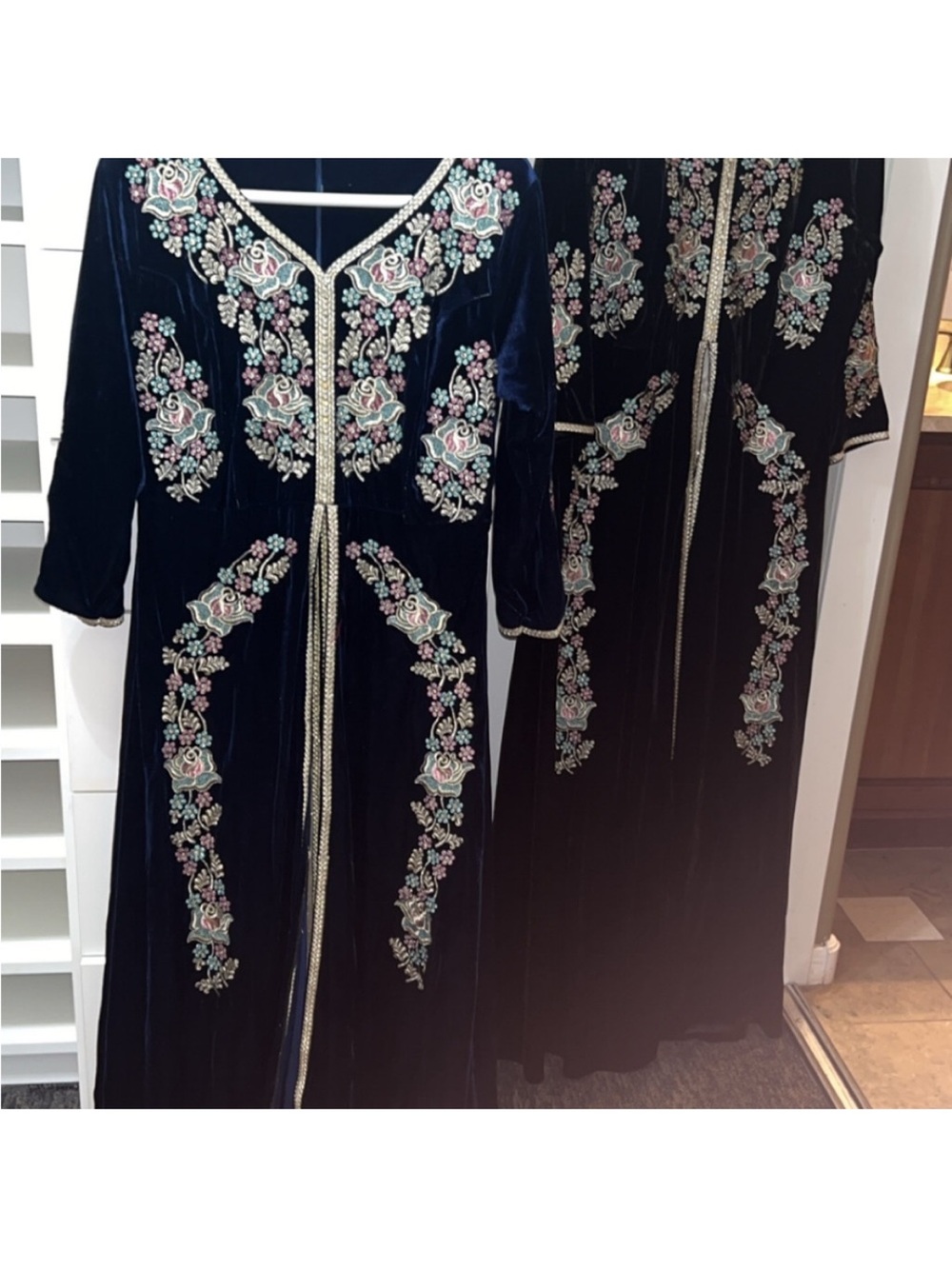 Embroidered Velvet Long Dress with Floral Accents - Navy